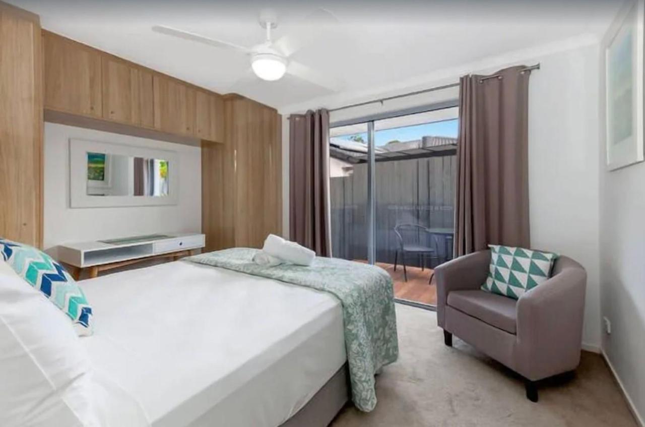 Waterfront Family Entertainer Gold Coast